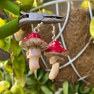 Red Toadstool Mushroom / Fly agaric Earrings